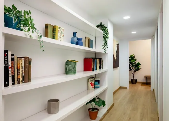 The Collection - Exclusive Huge 4 Double Bedroom Center Apartament Barcelona