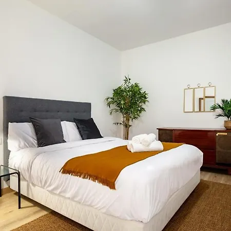 Exclusive Huge 4 Double Bedroom Center * Barcelona