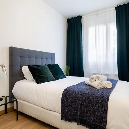 Apartment Exclusive Huge 4 Double Bedroom Center Barcelona